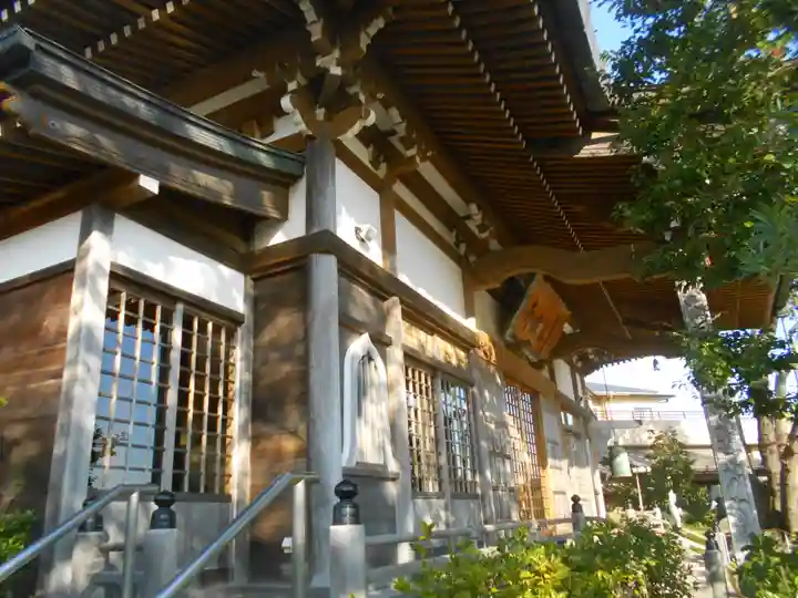 慈眼寺の本殿・本堂