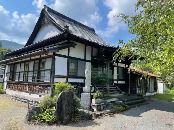 一徳寺の本殿・本堂
