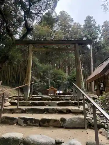 桜井大神宮の{uncategorized: "未分類", other: "その他", undefined: "問題あり", building: "その他建物", grave: "お墓", sacred_gate: "鳥居", guardian: "狛犬", statue: "像", buddha: "仏像", history: "歴史", nature: "自然", garden: "庭園", animal: "動物", pagoda: "塔", temizu: "手水舎", mountain_gate: "山門・神門", sanctuary: "本殿・本堂", subordinate: "末社・摂社", art: "芸術", scenery: "景色", jizo: "地蔵", ema: "絵馬", goshuin: "御朱印", omikuji: "おみくじ", items: "授与品その他", amulet: "お守り", goshuincho: "御朱印帳", eats: "食事", festival: "お祭り", votive_dance: "神楽", shichigosan: "七五三参", wedding: "結婚式", experience: "体験その他", initially: "初詣", around: "周辺", anti_infection: "感染症対策"}