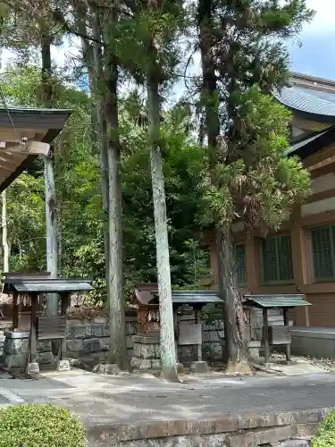 高牟神社（高針）の末社・摂社