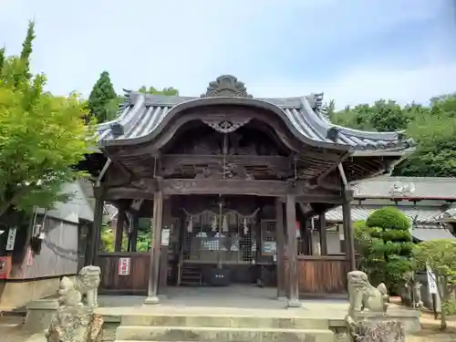 八代大歳神社の本殿・本堂