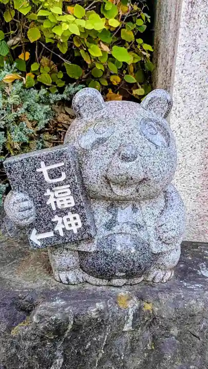 中野沼袋氷川神社の像