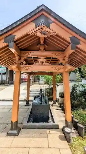 清涼寺の手水舎