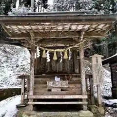 熱日高彦神社の建物その他