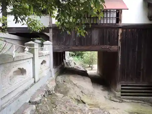 國分八幡宮の本殿