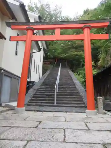 瑜伽神社の鳥居