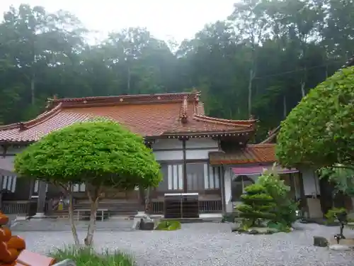 照光山 養命寺の本殿