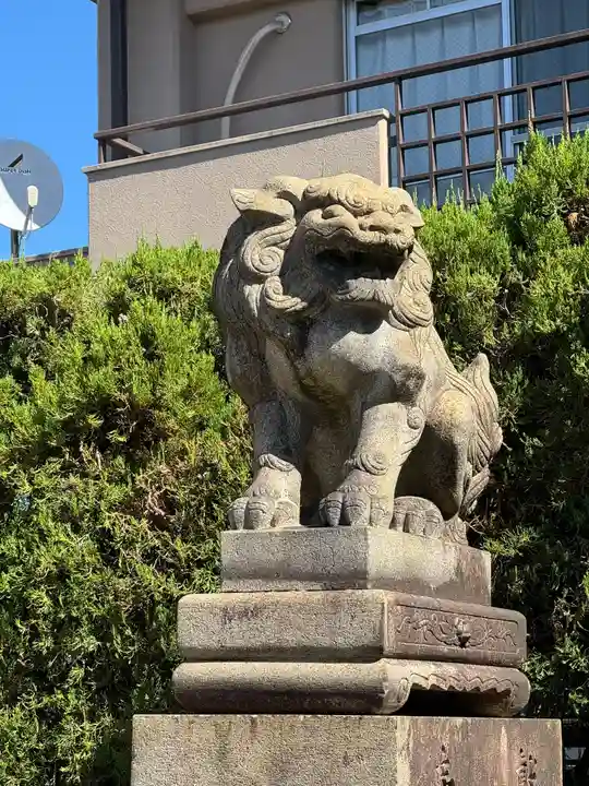 瀧尾神社の狛犬