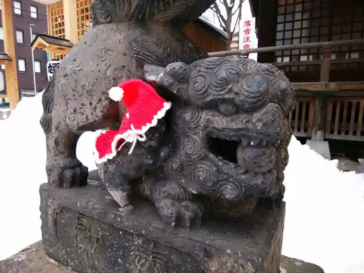 北海道神宮頓宮の狛犬