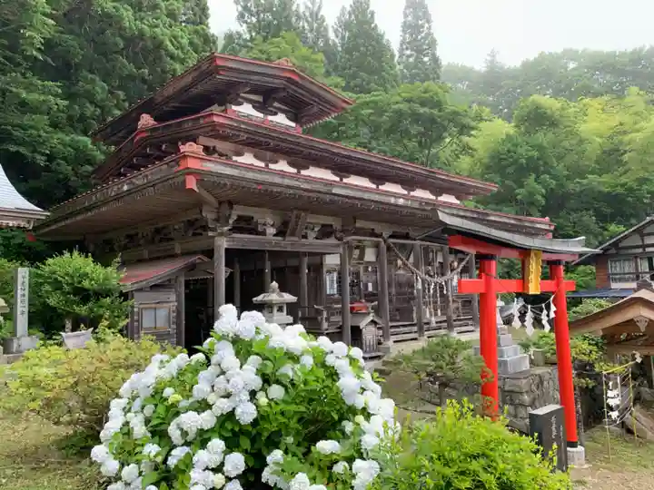 鵜鳥神社の本殿・本堂