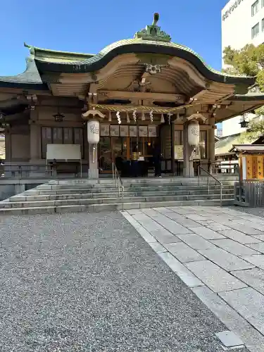 坐摩神社の{uncategorized: "未分類", other: "その他", undefined: "問題あり", building: "その他建物", grave: "お墓", sacred_gate: "鳥居", guardian: "狛犬", statue: "像", buddha: "仏像", history: "歴史", nature: "自然", garden: "庭園", animal: "動物", pagoda: "塔", temizu: "手水舎", mountain_gate: "山門・神門", sanctuary: "本殿・本堂", subordinate: "末社・摂社", art: "芸術", scenery: "景色", jizo: "地蔵", ema: "絵馬", goshuin: "御朱印", omikuji: "おみくじ", items: "授与品その他", amulet: "お守り", goshuincho: "御朱印帳", eats: "食事", festival: "お祭り", votive_dance: "神楽", shichigosan: "七五三参", wedding: "結婚式", experience: "体験その他", initially: "初詣", around: "周辺", anti_infection: "感染症対策"}