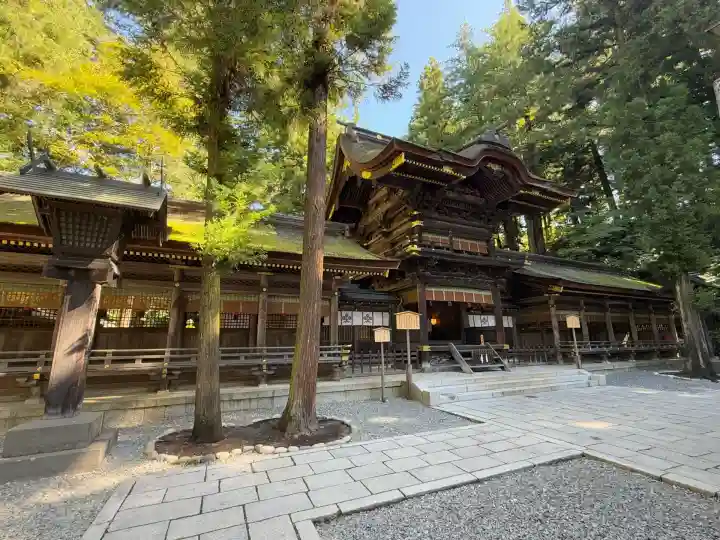 諏訪大社下社春宮(長野県)