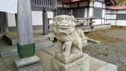 釧路一之宮 厳島神社の狛犬