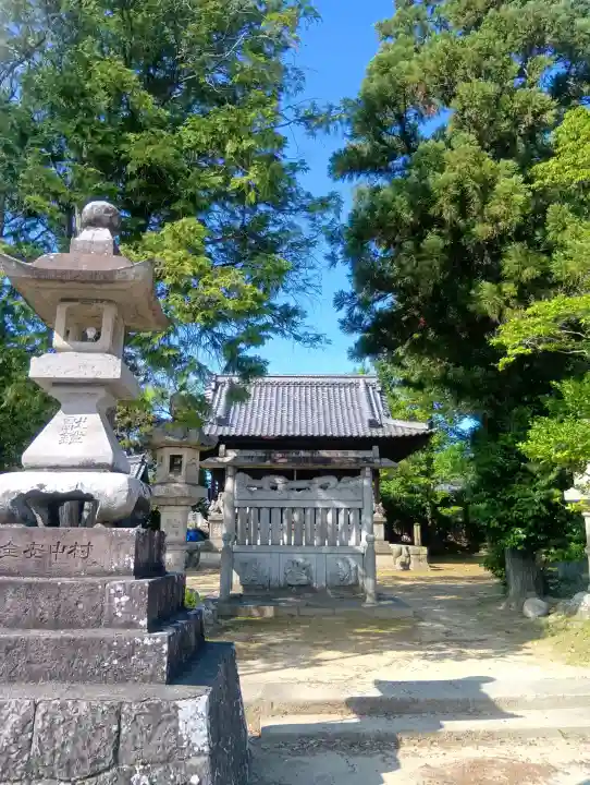 日枝神社の{uncategorized: "未分類", other: "その他", undefined: "問題あり", building: "その他建物", grave: "お墓", sacred_gate: "鳥居", guardian: "狛犬", statue: "像", buddha: "仏像", history: "歴史", nature: "自然", garden: "庭園", animal: "動物", pagoda: "塔", temizu: "手水舎", mountain_gate: "山門・神門", sanctuary: "本殿・本堂", subordinate: "末社・摂社", art: "芸術", scenery: "景色", jizo: "地蔵", ema: "絵馬", goshuin: "御朱印", omikuji: "おみくじ", items: "授与品その他", amulet: "お守り", goshuincho: "御朱印帳", eats: "食事", festival: "お祭り", votive_dance: "神楽", shichigosan: "七五三参", wedding: "結婚式", experience: "体験その他", initially: "初詣", around: "周辺", anti_infection: "感染症対策"}