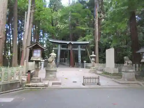 田村神社の鳥居