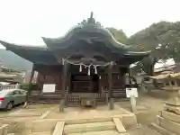 小烏神社の{uncategorized: "未分類", other: "その他", undefined: "問題あり", building: "その他建物", grave: "お墓", sacred_gate: "鳥居", guardian: "狛犬", statue: "像", buddha: "仏像", history: "歴史", nature: "自然", garden: "庭園", animal: "動物", pagoda: "塔", temizu: "手水舎", mountain_gate: "山門・神門", sanctuary: "本殿・本堂", subordinate: "末社・摂社", art: "芸術", scenery: "景色", jizo: "地蔵", ema: "絵馬", goshuin: "御朱印", omikuji: "おみくじ", items: "授与品その他", amulet: "お守り", goshuincho: "御朱印帳", eats: "食事", festival: "お祭り", votive_dance: "神楽", shichigosan: "七五三参", wedding: "結婚式", experience: "体験その他", initially: "初詣", around: "周辺", anti_infection: "感染症対策"}