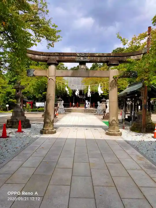 鳥海月山両所宮の鳥居