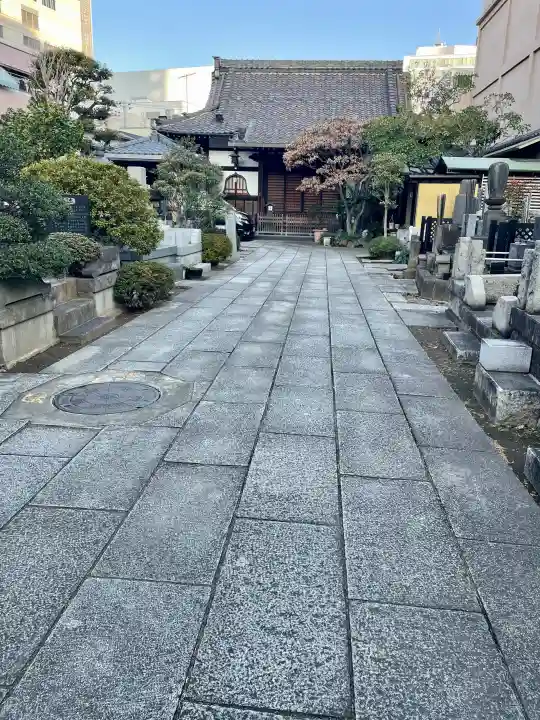 金蔵寺の{uncategorized: "未分類", other: "その他", undefined: "問題あり", building: "その他建物", grave: "お墓", sacred_gate: "鳥居", guardian: "狛犬", statue: "像", buddha: "仏像", history: "歴史", nature: "自然", garden: "庭園", animal: "動物", pagoda: "塔", temizu: "手水舎", mountain_gate: "山門・神門", sanctuary: "本殿・本堂", subordinate: "末社・摂社", art: "芸術", scenery: "景色", jizo: "地蔵", ema: "絵馬", goshuin: "御朱印", omikuji: "おみくじ", items: "授与品その他", amulet: "お守り", goshuincho: "御朱印帳", eats: "食事", festival: "お祭り", votive_dance: "神楽", shichigosan: "七五三参", wedding: "結婚式", experience: "体験その他", initially: "初詣", around: "周辺", anti_infection: "感染症対策"}
