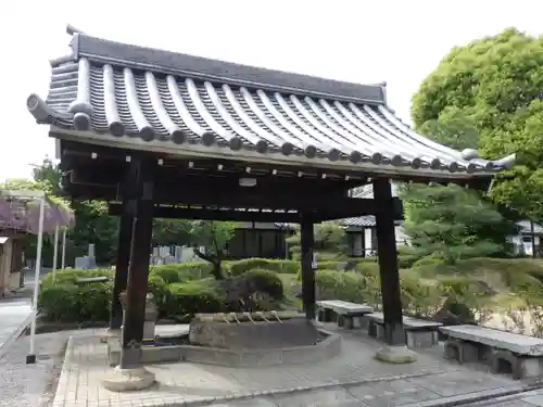長寿寺の手水舎
