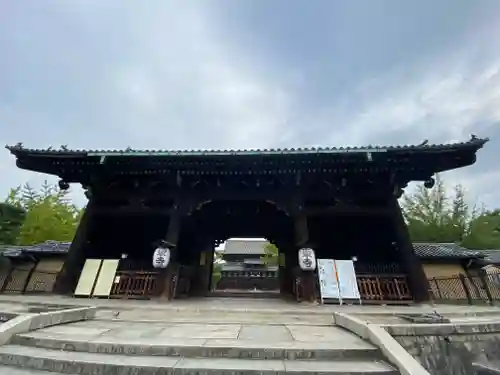 東寺（教王護国寺）の山門・神門