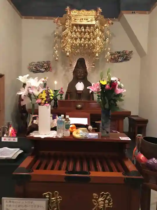 大船観音寺の本殿・本堂