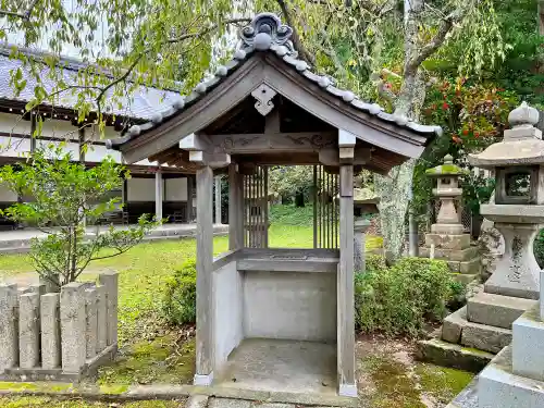 八幡神社の末社