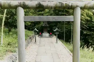 片浦稲荷大明神の鳥居