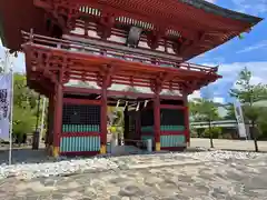 飯野八幡宮の山門