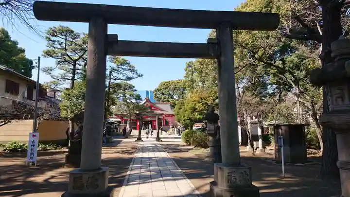 品川神社の鳥居