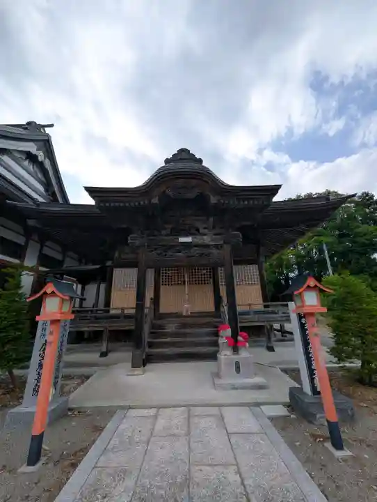 福田寺の{uncategorized: "未分類", other: "その他", undefined: "問題あり", building: "その他建物", grave: "お墓", sacred_gate: "鳥居", guardian: "狛犬", statue: "像", buddha: "仏像", history: "歴史", nature: "自然", garden: "庭園", animal: "動物", pagoda: "塔", temizu: "手水舎", mountain_gate: "山門・神門", sanctuary: "本殿・本堂", subordinate: "末社・摂社", art: "芸術", scenery: "景色", jizo: "地蔵", ema: "絵馬", goshuin: "御朱印", omikuji: "おみくじ", items: "授与品その他", amulet: "お守り", goshuincho: "御朱印帳", eats: "食事", festival: "お祭り", votive_dance: "神楽", shichigosan: "七五三参", wedding: "結婚式", experience: "体験その他", initially: "初詣", around: "周辺", anti_infection: "感染症対策"}