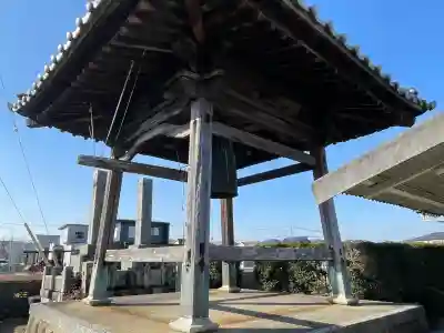 光輪寺の{uncategorized: "未分類", other: "その他", undefined: "問題あり", building: "その他建物", grave: "お墓", sacred_gate: "鳥居", guardian: "狛犬", statue: "像", buddha: "仏像", history: "歴史", nature: "自然", garden: "庭園", animal: "動物", pagoda: "塔", temizu: "手水舎", mountain_gate: "山門・神門", sanctuary: "本殿・本堂", subordinate: "末社・摂社", art: "芸術", scenery: "景色", jizo: "地蔵", ema: "絵馬", goshuin: "御朱印", omikuji: "おみくじ", items: "授与品その他", amulet: "お守り", goshuincho: "御朱印帳", eats: "食事", festival: "お祭り", votive_dance: "神楽", shichigosan: "七五三参", wedding: "結婚式", experience: "体験その他", initially: "初詣", around: "周辺", anti_infection: "感染症対策"}