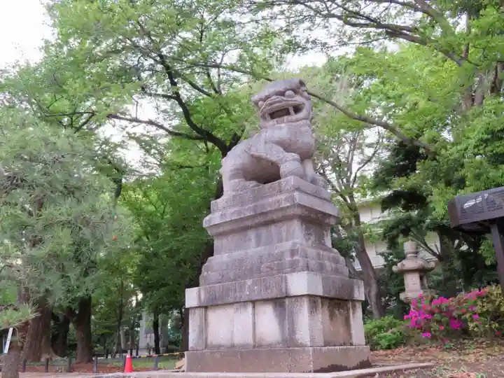 靖國神社の狛犬