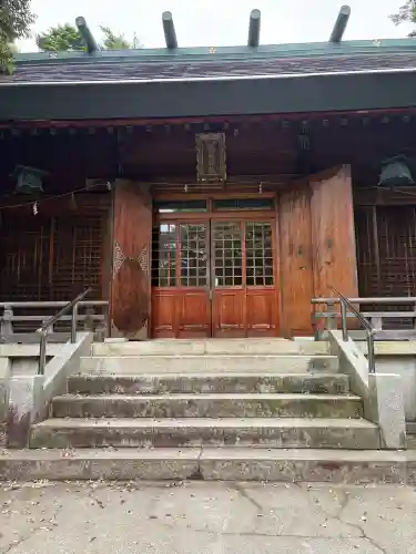 服部神社の{uncategorized: "未分類", other: "その他", undefined: "問題あり", building: "その他建物", grave: "お墓", sacred_gate: "鳥居", guardian: "狛犬", statue: "像", buddha: "仏像", history: "歴史", nature: "自然", garden: "庭園", animal: "動物", pagoda: "塔", temizu: "手水舎", mountain_gate: "山門・神門", sanctuary: "本殿・本堂", subordinate: "末社・摂社", art: "芸術", scenery: "景色", jizo: "地蔵", ema: "絵馬", goshuin: "御朱印", omikuji: "おみくじ", items: "授与品その他", amulet: "お守り", goshuincho: "御朱印帳", eats: "食事", festival: "お祭り", votive_dance: "神楽", shichigosan: "七五三参", wedding: "結婚式", experience: "体験その他", initially: "初詣", around: "周辺", anti_infection: "感染症対策"}