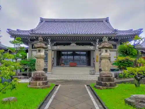 観音寺の本殿・本堂