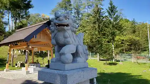 札内神社の狛犬