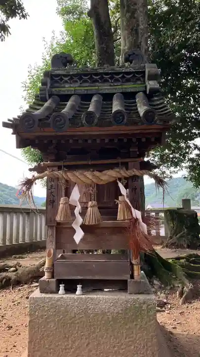 鵜江神社の末社・摂社