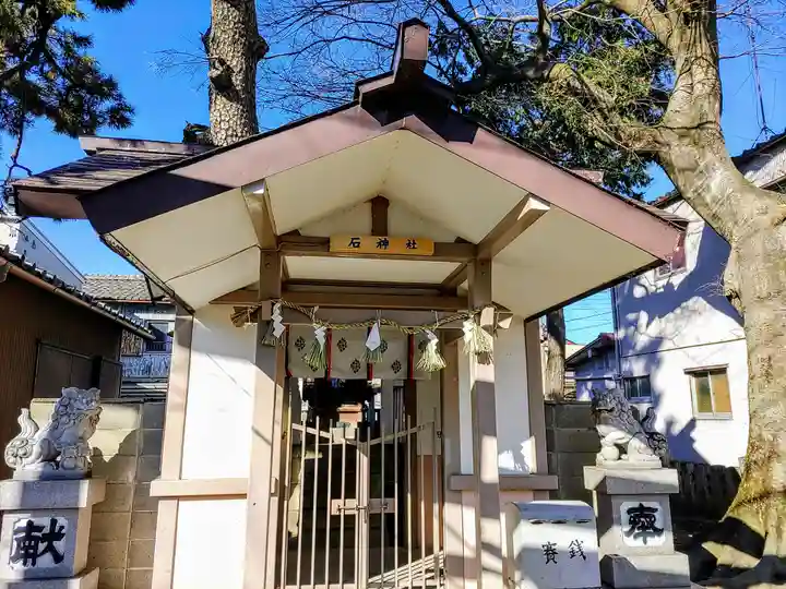 石神社の本殿・本堂