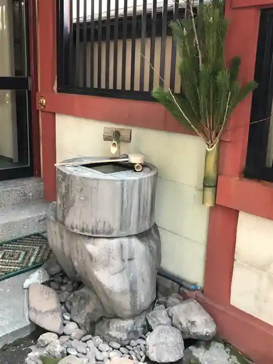 松原神社の手水舎