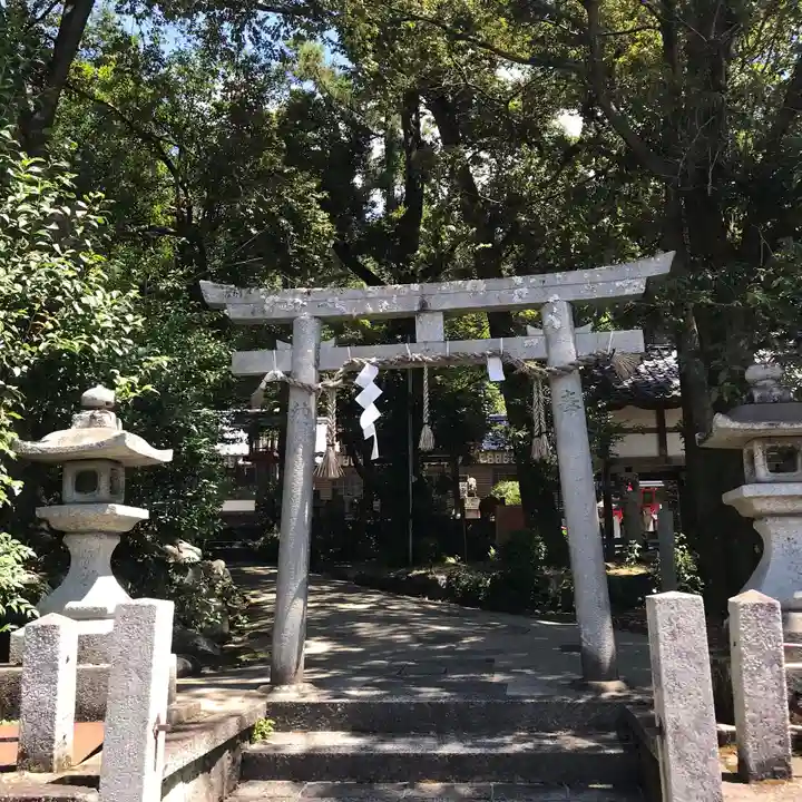 三宅八幡宮の鳥居