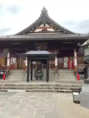 秋葉山圓通寺の本殿・本堂