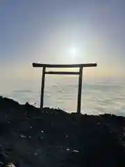 富士山頂上久須志神社の鳥居