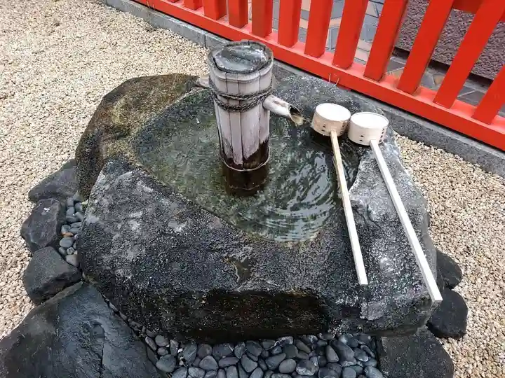 みなと稲荷神社の手水舎
