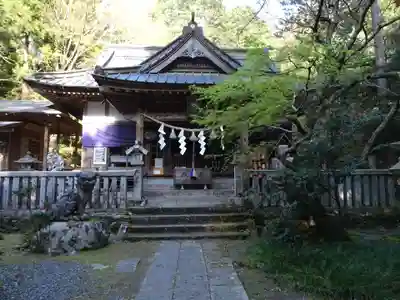 五所駒瀧神社の本殿・本堂