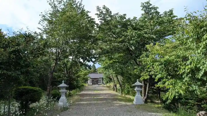 東瓜幕八幡神社の庭園