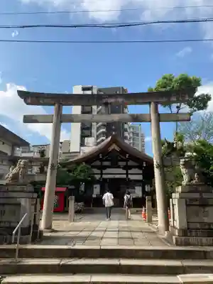 三輪神社の鳥居