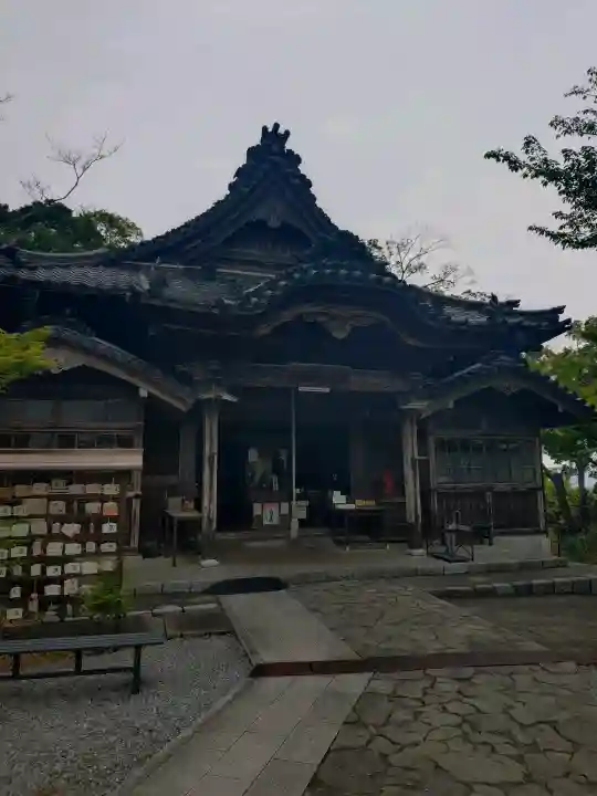 金生山 明星輪寺の{uncategorized: "未分類", other: "その他", undefined: "問題あり", building: "その他建物", grave: "お墓", sacred_gate: "鳥居", guardian: "狛犬", statue: "像", buddha: "仏像", history: "歴史", nature: "自然", garden: "庭園", animal: "動物", pagoda: "塔", temizu: "手水舎", mountain_gate: "山門・神門", sanctuary: "本殿・本堂", subordinate: "末社・摂社", art: "芸術", scenery: "景色", jizo: "地蔵", ema: "絵馬", goshuin: "御朱印", omikuji: "おみくじ", items: "授与品その他", amulet: "お守り", goshuincho: "御朱印帳", eats: "食事", festival: "お祭り", votive_dance: "神楽", shichigosan: "七五三参", wedding: "結婚式", experience: "体験その他", initially: "初詣", around: "周辺", anti_infection: "感染症対策"}