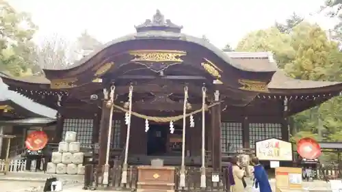 武田神社の本殿・本堂