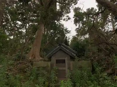 三峰神社の本殿・本堂