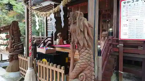 日光大室高龗神社の本殿・本堂