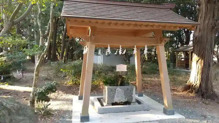 諏訪八幡神社の手水舎